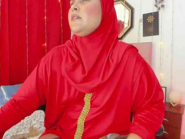 AishaAmin webcam