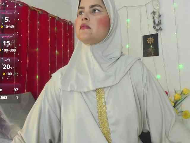 AishaAmin webcam