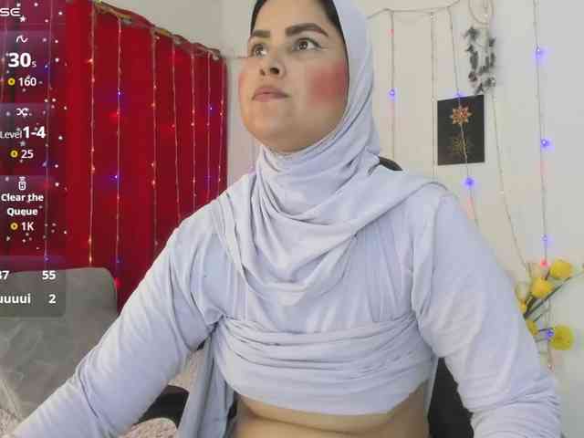 AishaAmin webcam