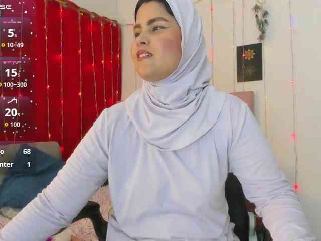 AishaAmin webcam