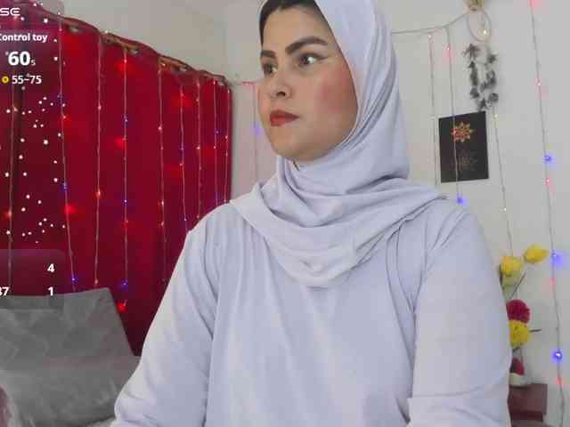 AishaAmin webcam