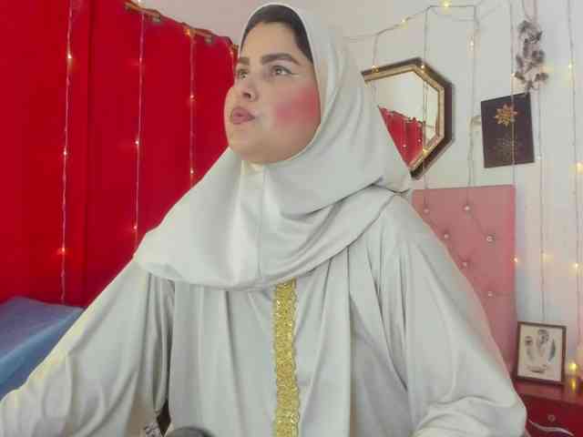 AishaAmin webcam