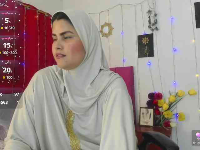 AishaAmin webcam