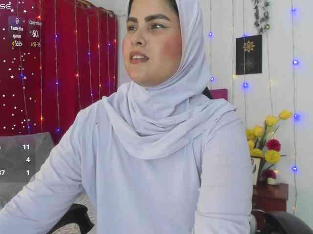 AishaAmin webcam