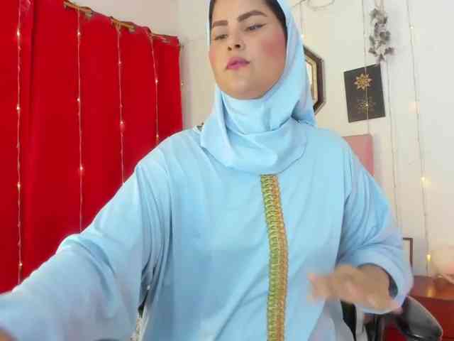 AishaAmin webcam