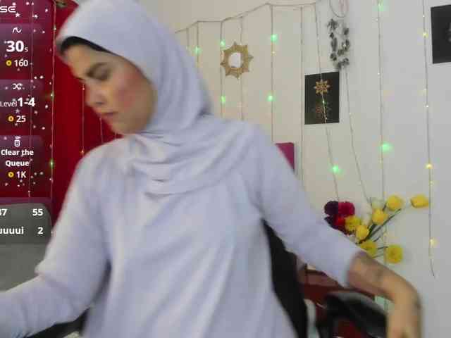 AishaAmin webcam