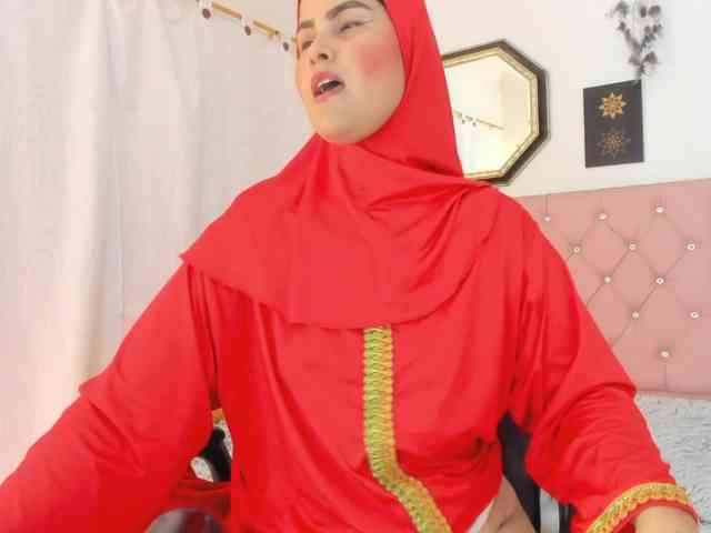 AishaAmin webcam