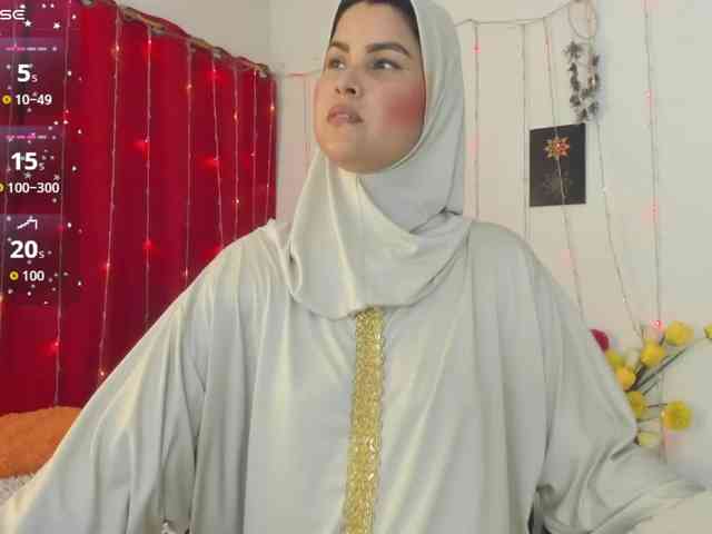 AishaAmin webcam