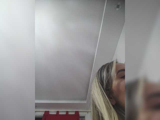LunaBiely live webcam show
