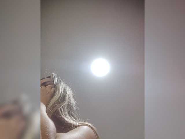 LunaBiely live webcam show