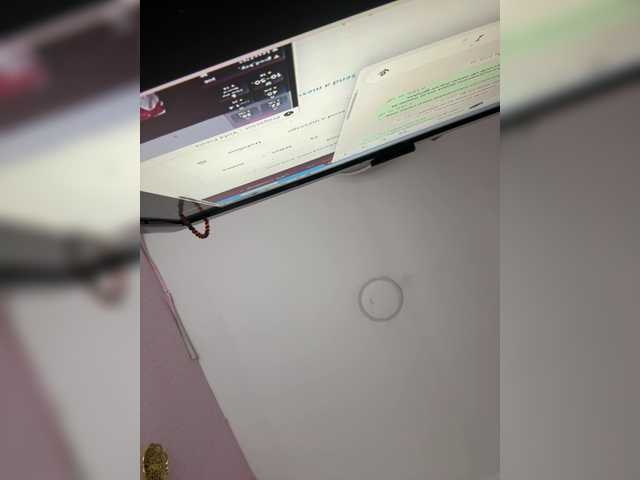le modèle LunaBiely est en webcam porno dans un show sur le site bongacams, il possède les tags suivants: Latino/Hispanic,Blonde,Shaved