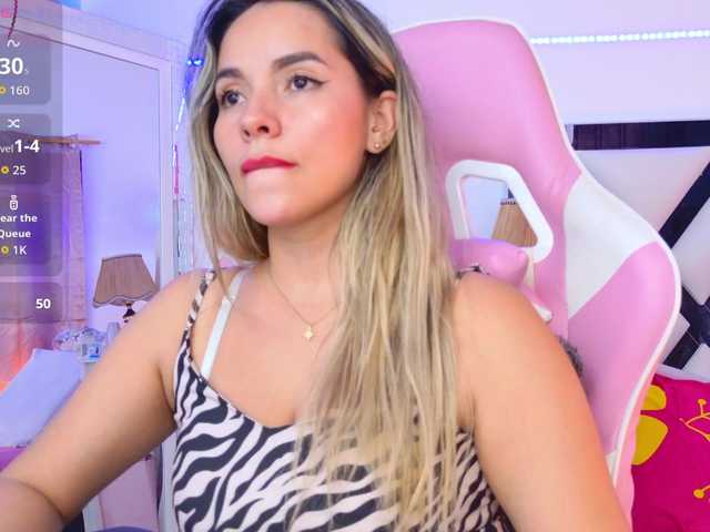 LunaBiely's BongaCams show and profile