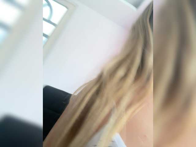 LunaBiely's BongaCams show and profile