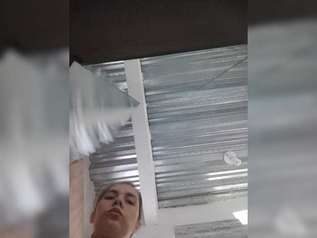 LunaBiely live webcam show