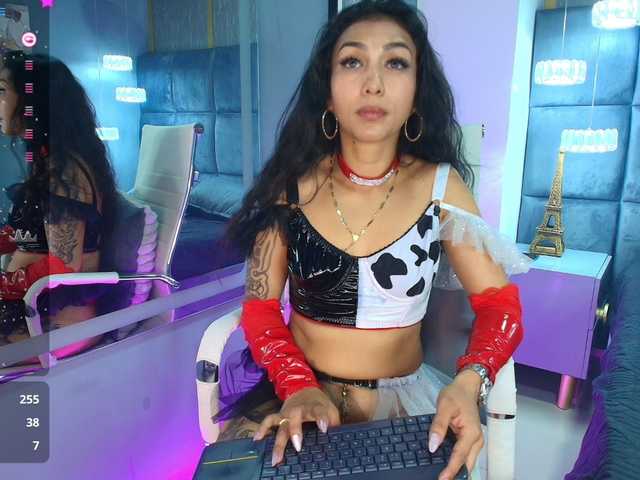 Tracylambo's BongaCams show and profile