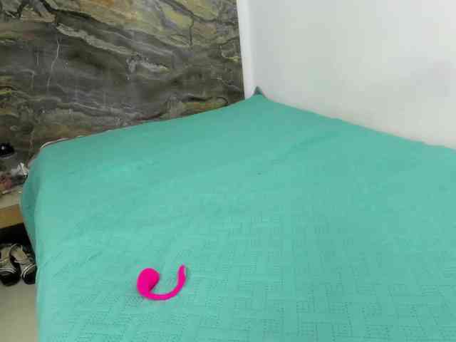 Wendy-Deiby webcam