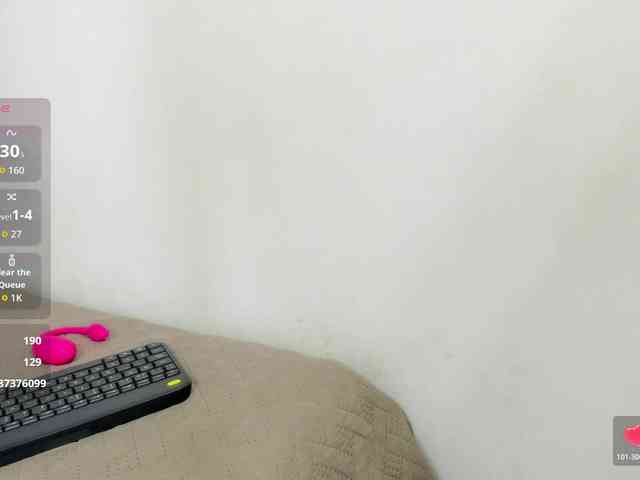 Wendy-Deiby webcam