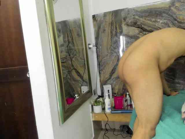 Wendy-Deiby webcam