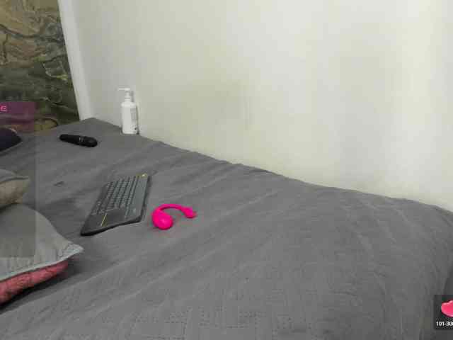 Wendy-Deiby webcam