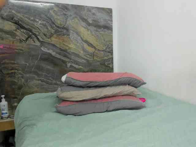 Wendy-Deiby webcam
