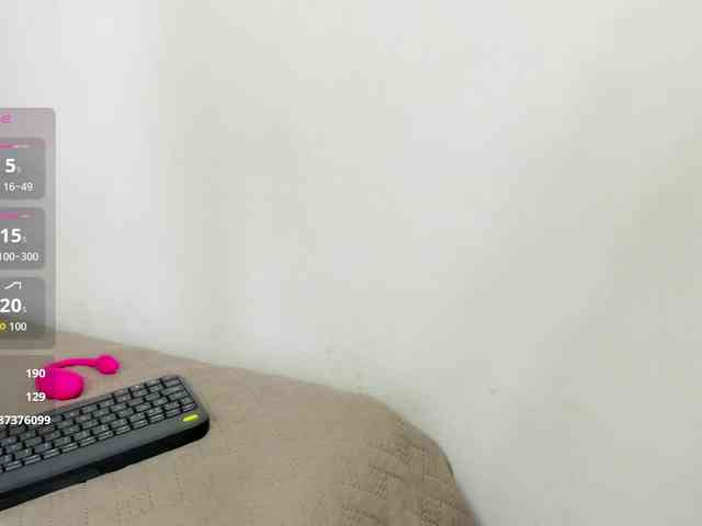 Wendy-Deiby webcam
