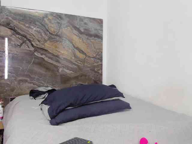 Wendy-Deiby webcam