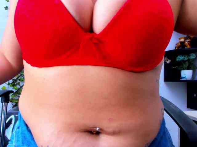 SophiHardd webcam