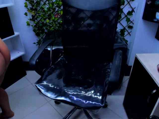 SophiHardd webcam