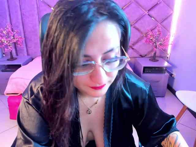 SophiHardd webcam