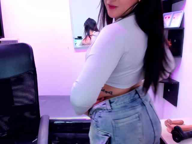 SophiHardd webcam