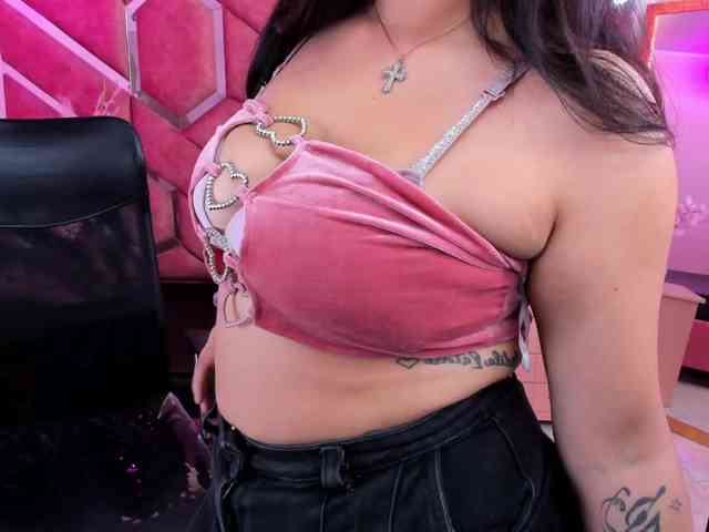 SophiHardd webcam