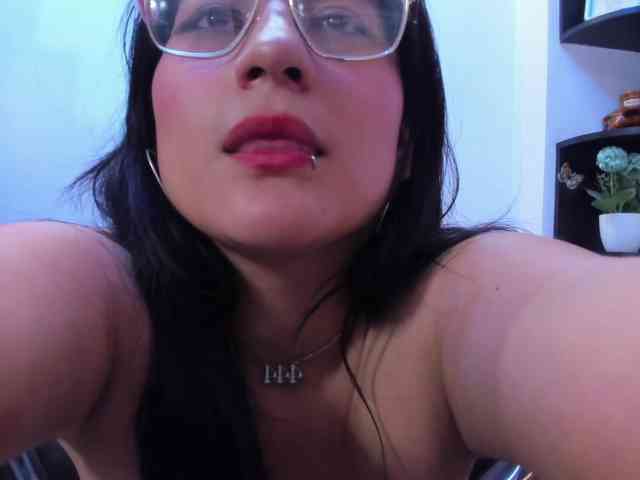 SophiHardd webcam