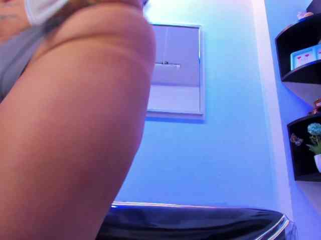 SophiHardd webcam