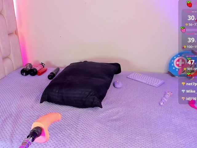 im-foxy011 live cam on BongaCams