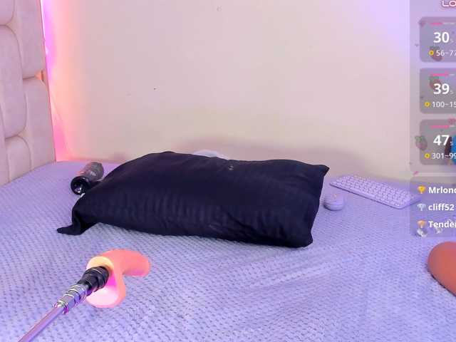 im-foxy011 live cam on BongaCams