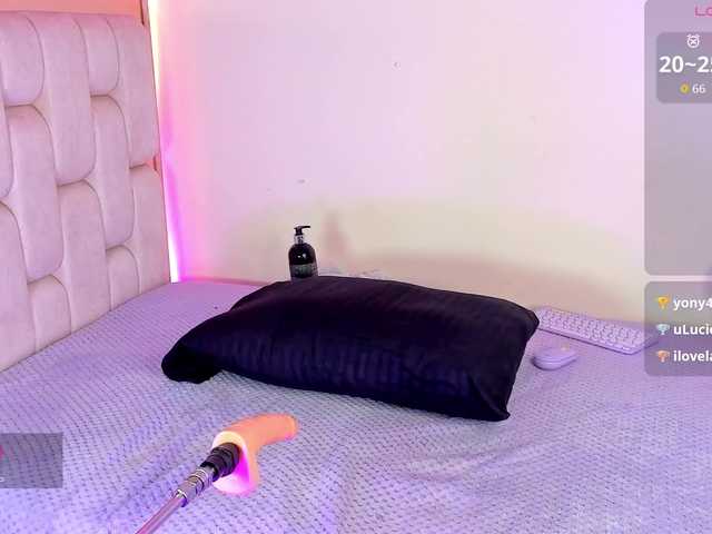 im-foxy011 live cam on BongaCams