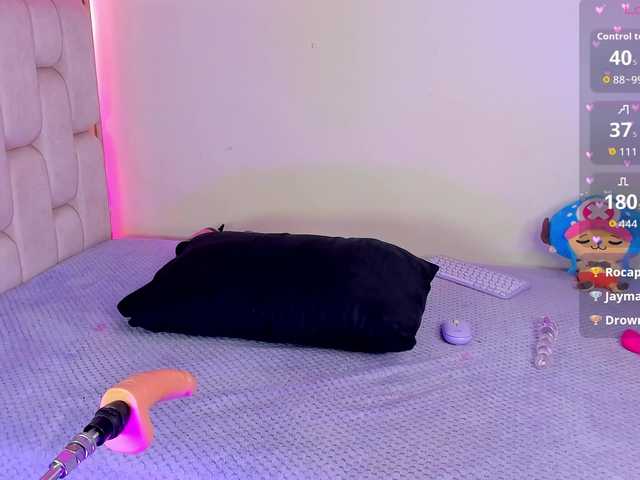 im-foxy011 live cam on BongaCams
