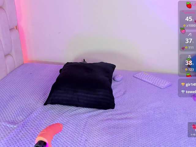 im-foxy011 live cam on BongaCams