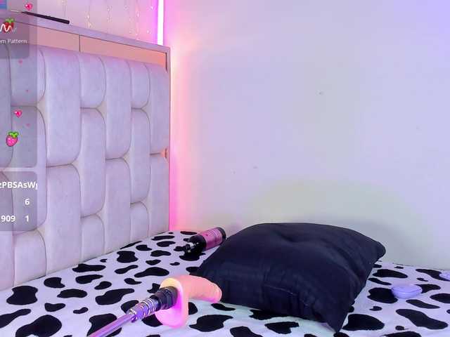 im-foxy011 live cam on BongaCams