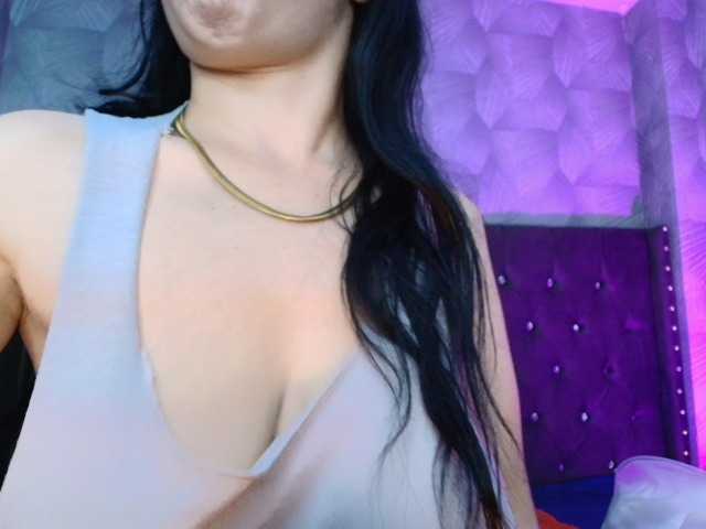AnnaliOlsenX live webcam show