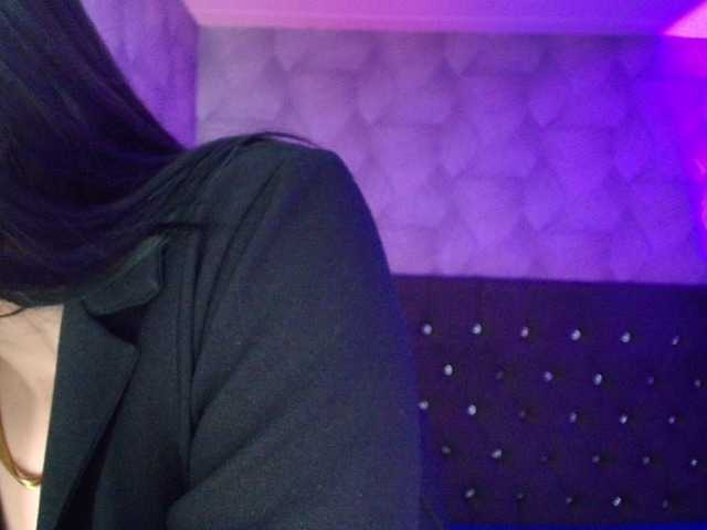 AnnaliOlsenX live cam on BongaCams