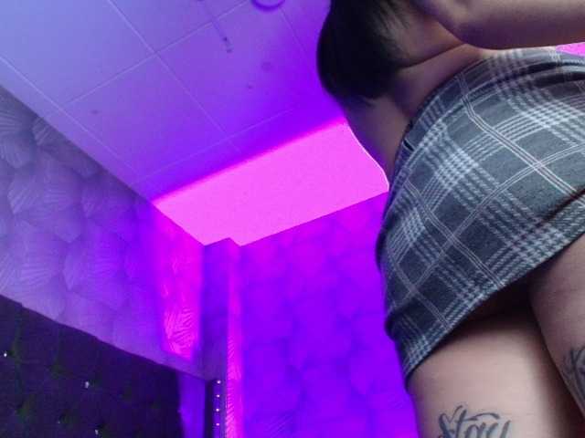 AnnaliOlsenX live cam on BongaCams