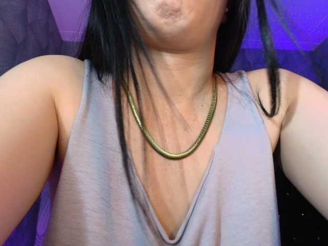 AnnaliOlsenX live cam on BongaCams