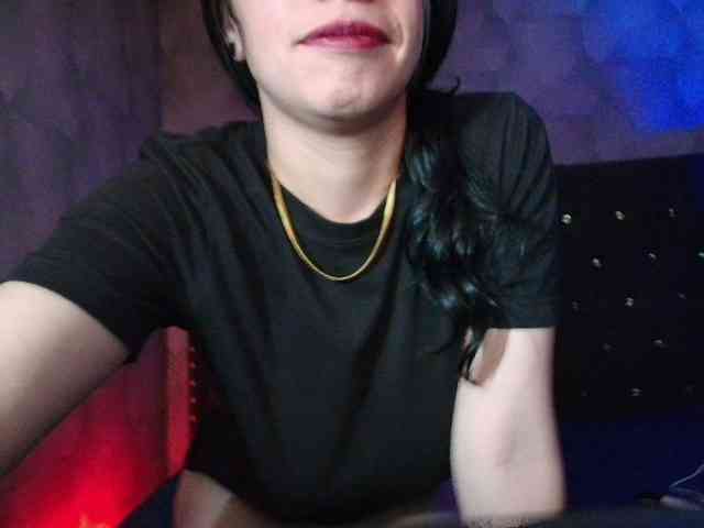 AnnaliOlsenX webcam