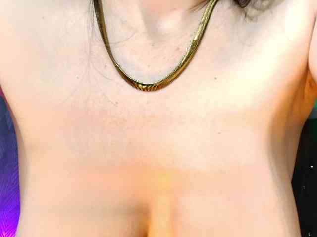 AnnaliOlsenX