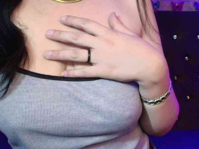 AnnaliOlsenX