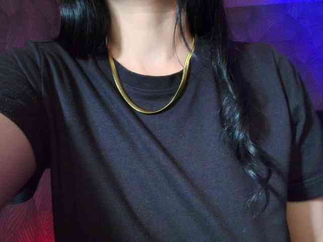 AnnaliOlsenX AnnaliOlsenX