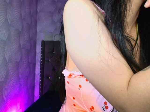 AnnaliOlsenX webcam