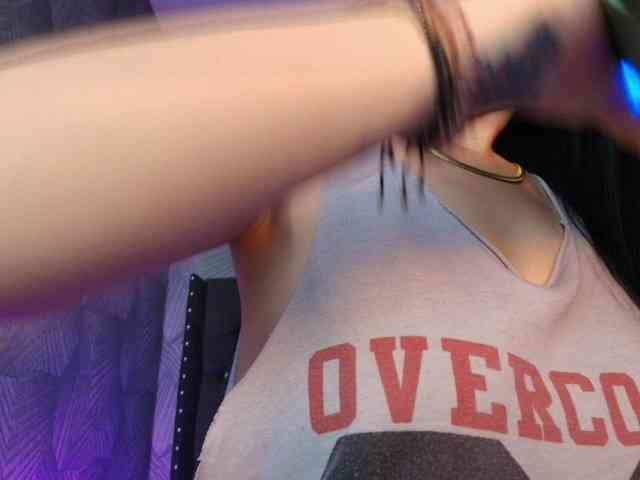 AnnaliOlsenX AnnaliOlsenX