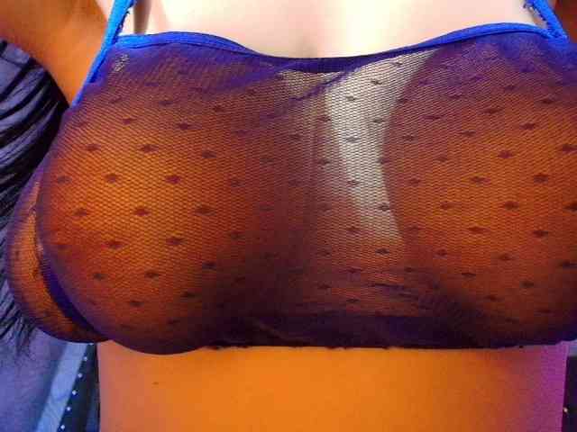 AnnaliOlsenX webcam